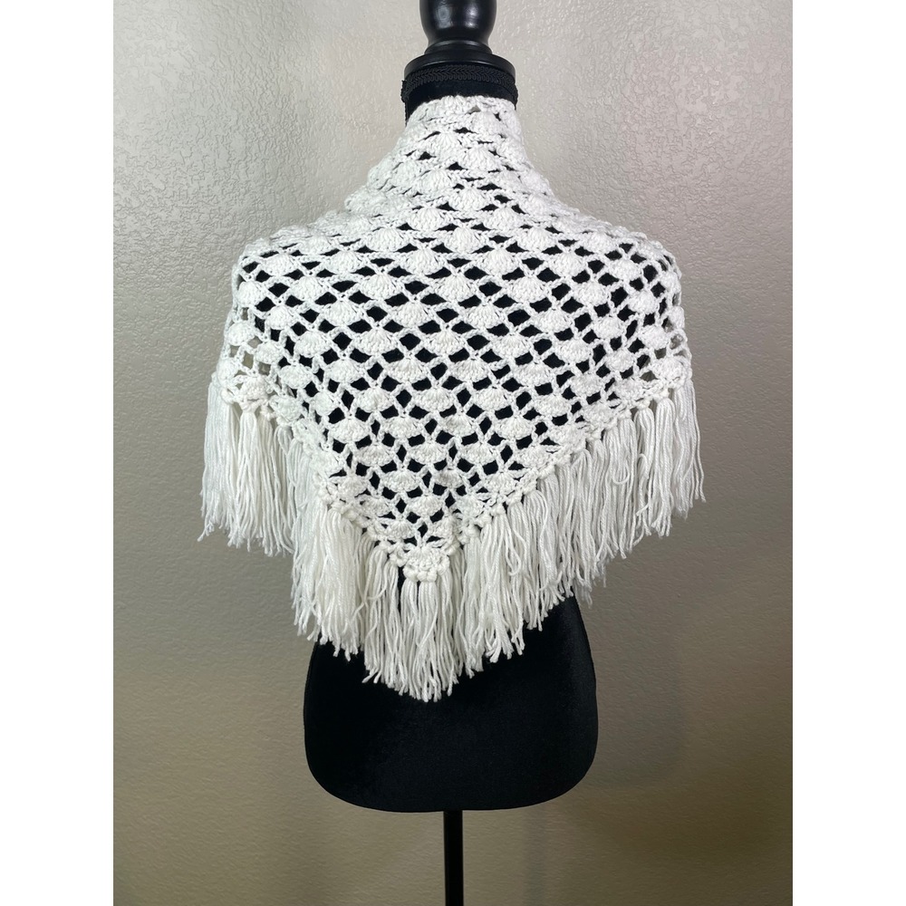 Womens Handmade OS Crochet Shawl White Fringe Open Knit Shell Stitch Wrap Boho